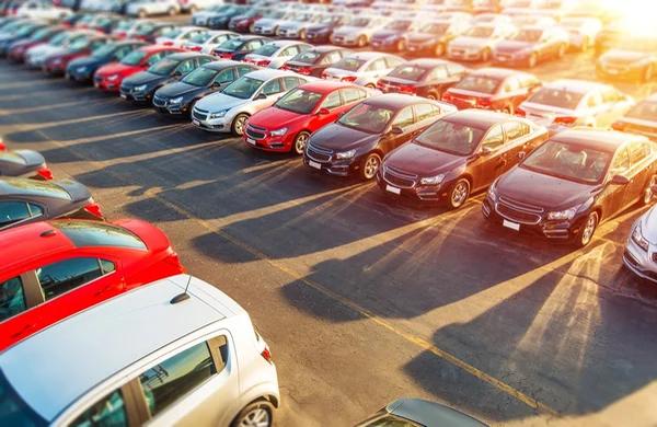 How to Choose a Reliable Used Car Dealership Without Overpaying