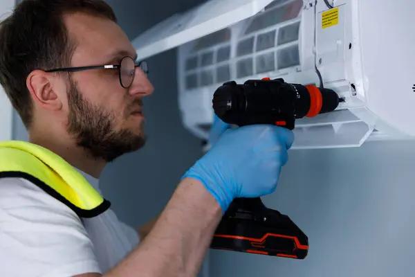 Common Electrical Problems Solved by electrical repair services in Rehoboth Beach